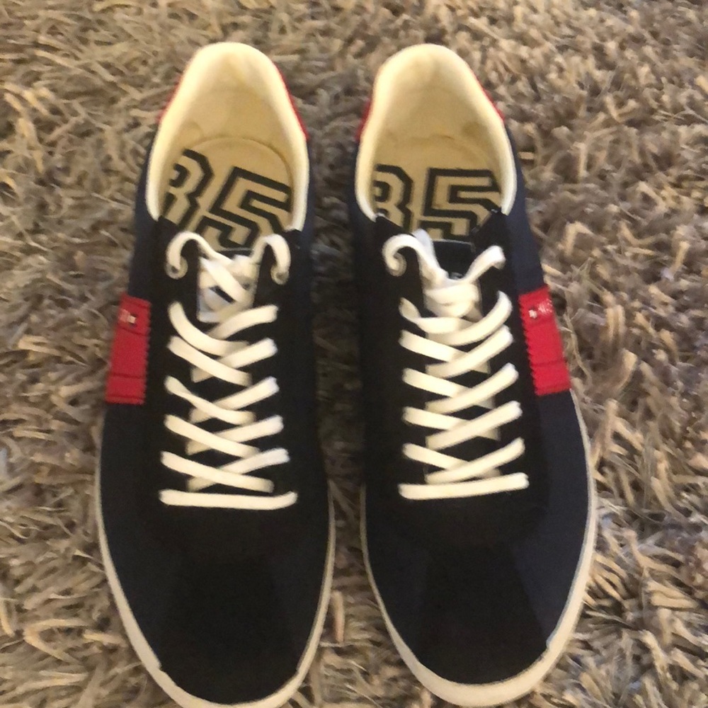 Tommy Hilfiger sneakers